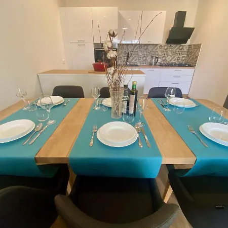 Vert Apartman Апартаменты Кастав